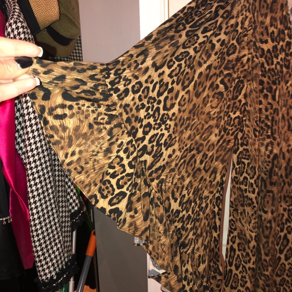 Leopard top - Picture 2 of 5